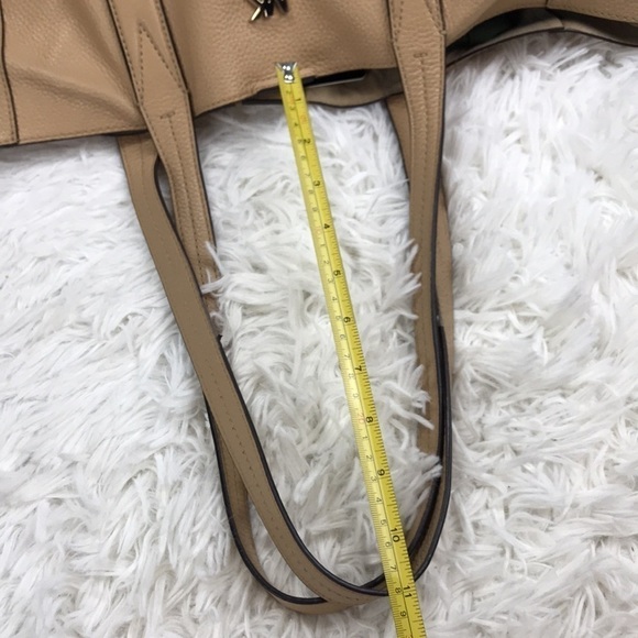 Michael Kors Junie Leather Tote - Picture 10 of 16